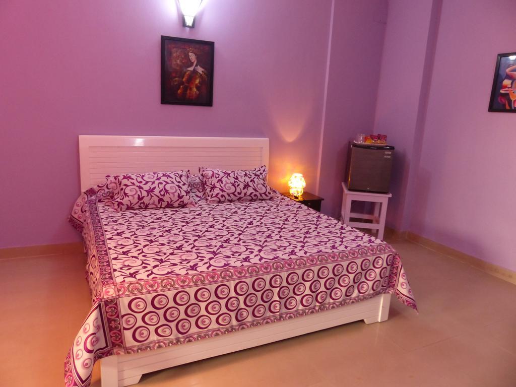 Mykonos Guest House And Spa Neu-Delhi Exterior foto