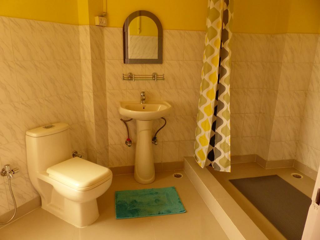 Mykonos Guest House And Spa Neu-Delhi Exterior foto